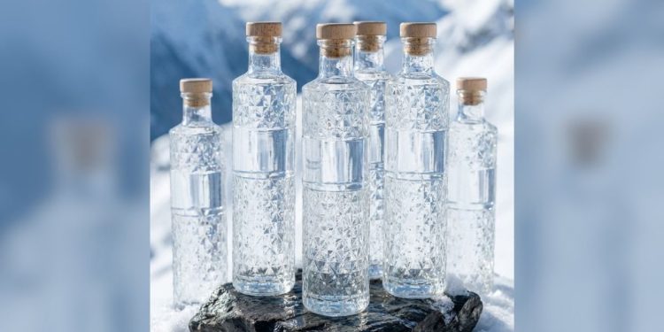 DIVINE WATER Launches Glass-Bottled Spring Water in U.S.