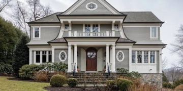 Connecticut Shoreline Homeowners Urged to Book Exterior Painting Now